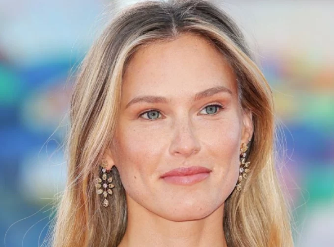 Bar Refaeli